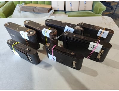 COLLECTION OF FOLDING CAMERAS (9 UNITS)

Item Si...