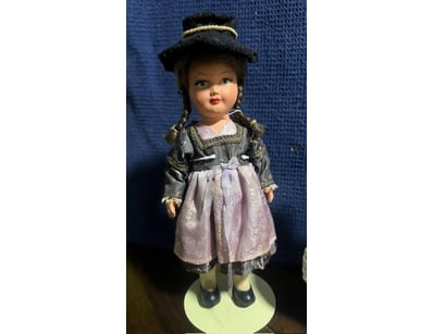 Antique, Vintage & Rugs (A1001) - Lot 1792