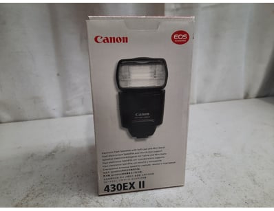 Gadgets, Music & Pastimes (A1003) - Lot 468