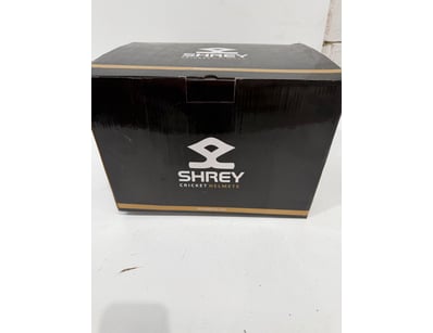 BRAND NEW

Shrey Classic 2.0 junior cricket helm...