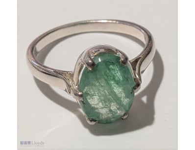 STERLING SILVER EMERALD RING WITH CERTIFICATE     ...