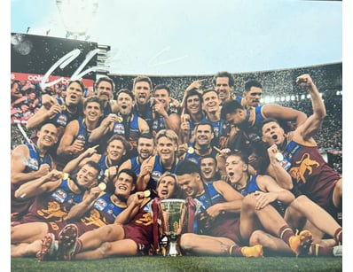 Mancave & Memorabilia (A999) - Lot 590