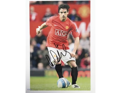 OWEN HARGREAVES HAND SIGNED MANCHESTER UNITED SOCC...