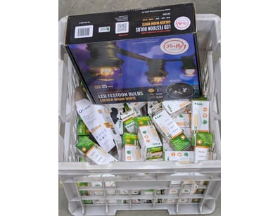 Bulk lot of LED lighting components and festoon bu...