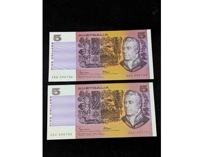 TWO CONSECUTIVE AUSTRALIAN FIVE DOLLAR BANKNOTES
...