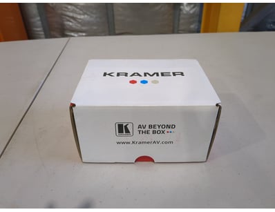 Kramer PT-871/2XR-KIT AV presentation switcher kit...