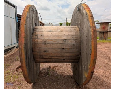 Wooden Cable or Drum Wire Spool Reel, Large. 

Use...