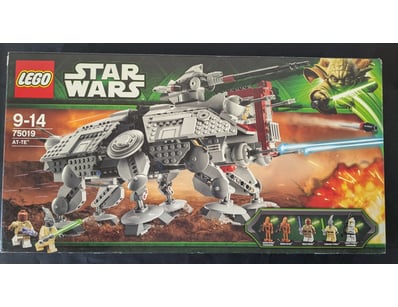 **UNRESERVED** LIFETIME COLLECTION OF LEGO PART... - Lot 612