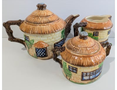 The Curio Collection (A983) - Lot 1034