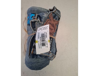 Sport, Leisure & Lifestyle (A988) - Lot 36