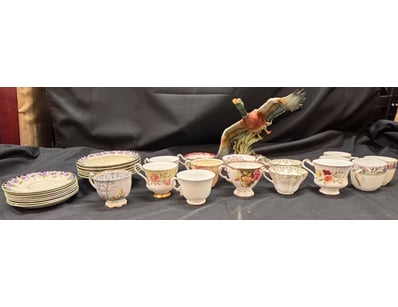 The Curio Collection (A995) - Lot 1018