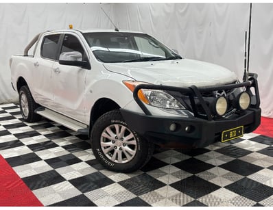 Passenger, Luxury & Commercial Vehicles Auction - Lot 702