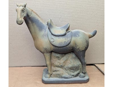 Antiques, Vintage & Interior Treasures (A999) - Lot 565