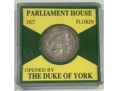 The Curio Collection (A979) - Lot 8179