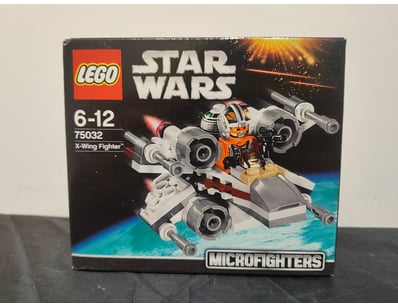 **UNRESERVED** COOKIE'S LIFETIME COLLECTION OF ... - Lot 112