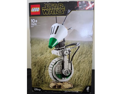 **UNRESERVED** COOKIE'S LIFETIME COLLECTION OF ... - Lot 568