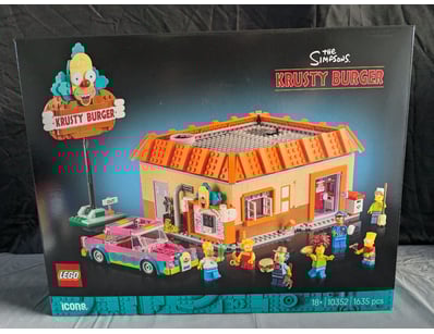 **UNRESERVED** LIFETIME COLLECTION OF LEGO PART... - Lot 213