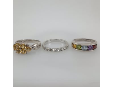 Thrift Shop (A976) - Lot 1050