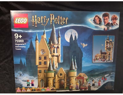 **UNRESERVED** COOKIE'S LIFETIME COLLECTION OF ... - Lot 302