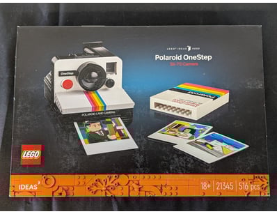 **UNRESERVED** COOKIE'S LIFETIME COLLECTION OF ... - Lot 542