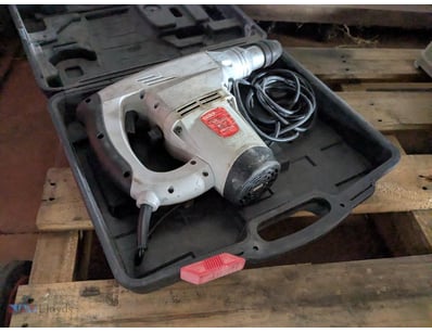 Ozito Electric Hammer Drill 

Model: OZRH1100A

Co...