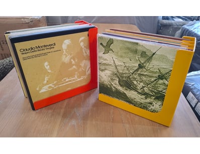 Gadgets, Music & Pastimes (A1002) - Lot 57