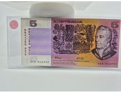 UNRESERVED Banknotes & Coins (A986) - Lot 1913