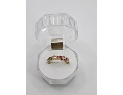 Thrift Shop (A979) - Lot 1127