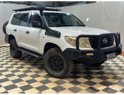 <b>2012 Toyota Land Cruiser 200 Series GX - White ...
