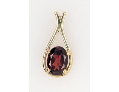 9CT YELLOW GOLD GARNET PENDANT


583010+188

...