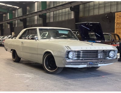 <b>1969 Chrysler VF Valiant Sedan - White - 92,473...
