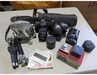 Gadgets, Music & Pastimes (A1000) - Lot 41