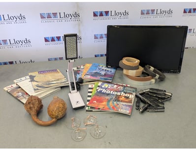 Gadgets & Home, Office Furniture, (WAA978) - Lot 43