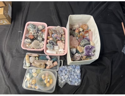 COLLECTION OF BAGGED CRYSTALS AND MINERALS

Incl...