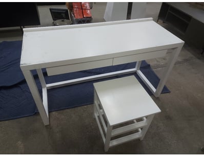 Table With Stool, Timber Style, White Finish

Di...