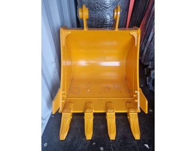 UNRESERVED Factory Direct - Forklifts, Excavator... - Lot 28