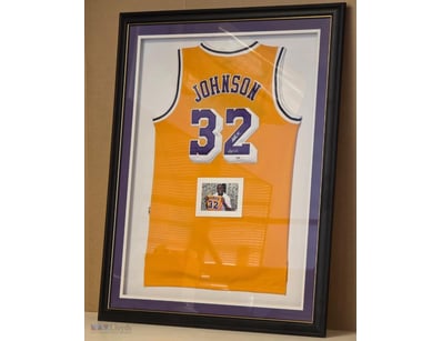MAGIC JOHNSON SIGNED LOS ANGELES LAKERS JERSEY #32...