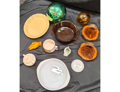 The Curio Collection (A996) - Lot 2094