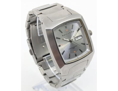 Affordable Watch Market (A1000) - Lot 601