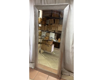 House & Homewares (A1004) - Lot 755