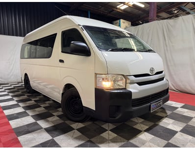 <b>2017 Toyota Hiace KDH223R SLWB Bus - White - 12...