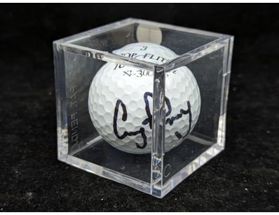 CRAIG PARRY SIGNED GOLF BALL

Condition: Good - ...