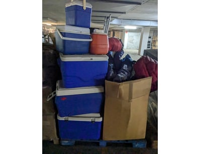 Substantial lot comprising multiple blue plastic s...
