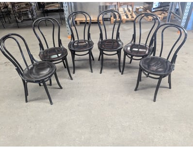 Set of 6 bentwood dining chairs featuring iconic c...