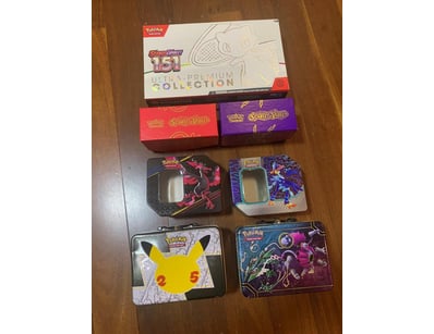 UNRESERVED Trading Cards (A981) - Lot 2110