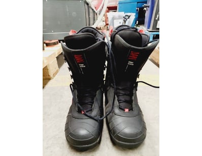 Head Next Edge men's ski boots.
Size: US 8.5

