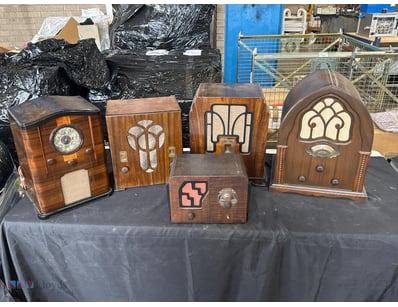 COLLECTION OF FIVE VINTAGE WOODEN CABINET RADIOS, ...