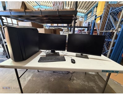 Desktop Computer with 2 x Screens

MotherBoard: TU...
