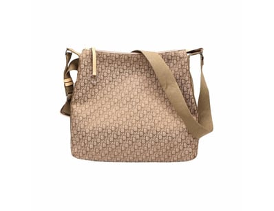 Designer Vault (A982) - Lot 6411