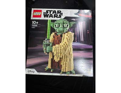 **UNRESERVED** COOKIE'S LIFETIME COLLECTION OF ... - Lot 502